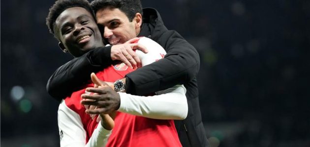 فيديو | آرسنال يسيطر على جوائز الدوري الإنجليزي.. أرتيتا مدرب الشهر وساكا أفضل لاعب